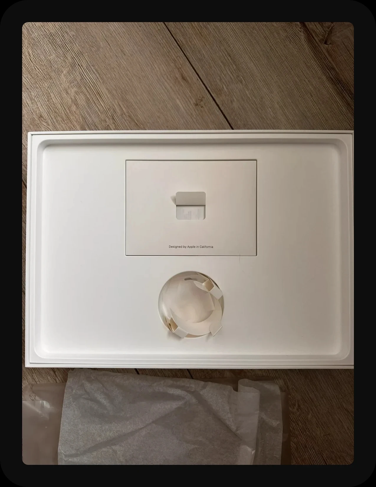 MacBook Pro box – photo 3